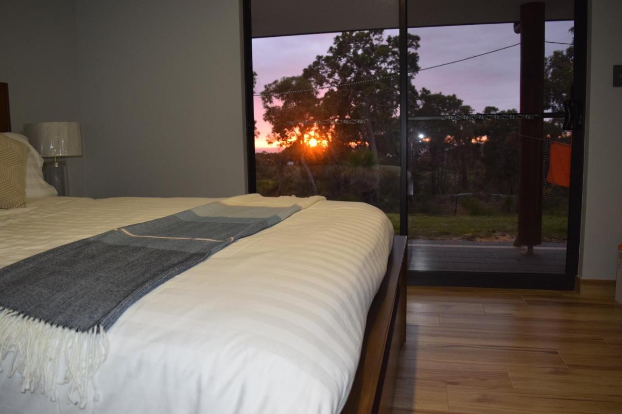 Eagle Bay House Bed & Breakfast Dunsborough Exterior photo